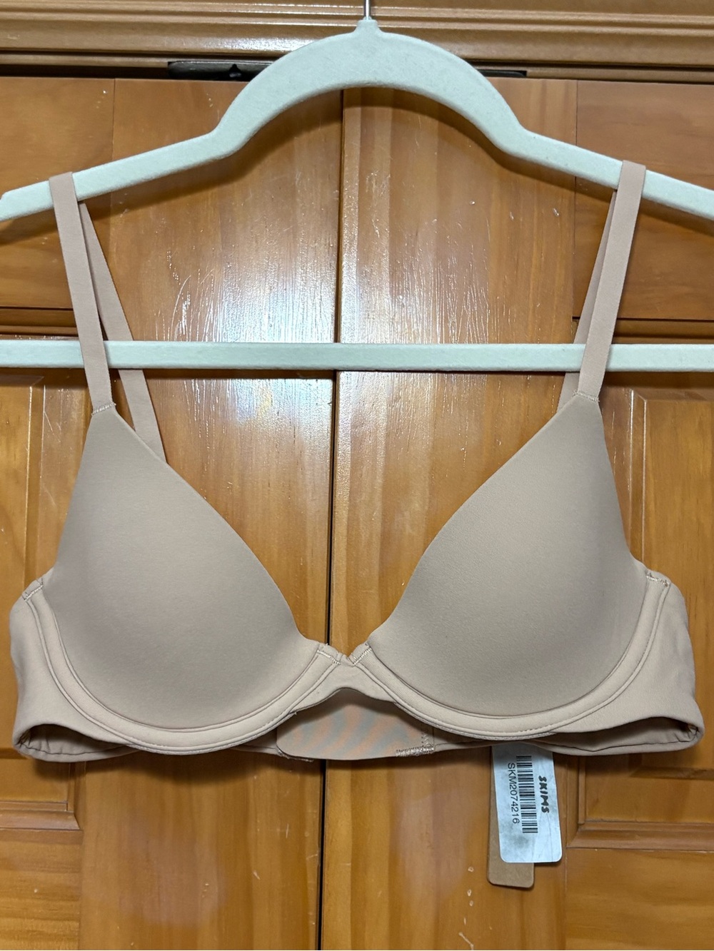 SKIMS Smooth Light Beige Scoop Plunge T-Shirt Bra 32A NWT